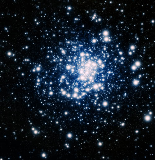 Imagen única en dos bandas del infrarrojo cercano del cumulo estelar globular estelar NGC 1851