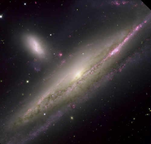 Image of the two galaxies NGC 1532 (large) and NGC 1531 (small).