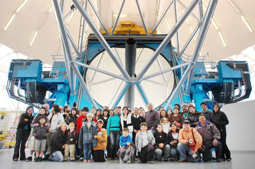 Picture of Gemini South staff family tour participants on December 8th