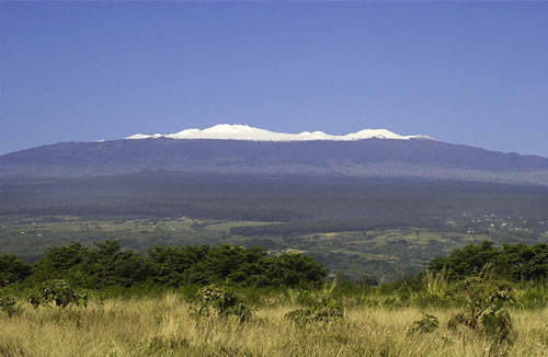 Picture of Mauna Kea snow as seen from Hilo on first clear day.